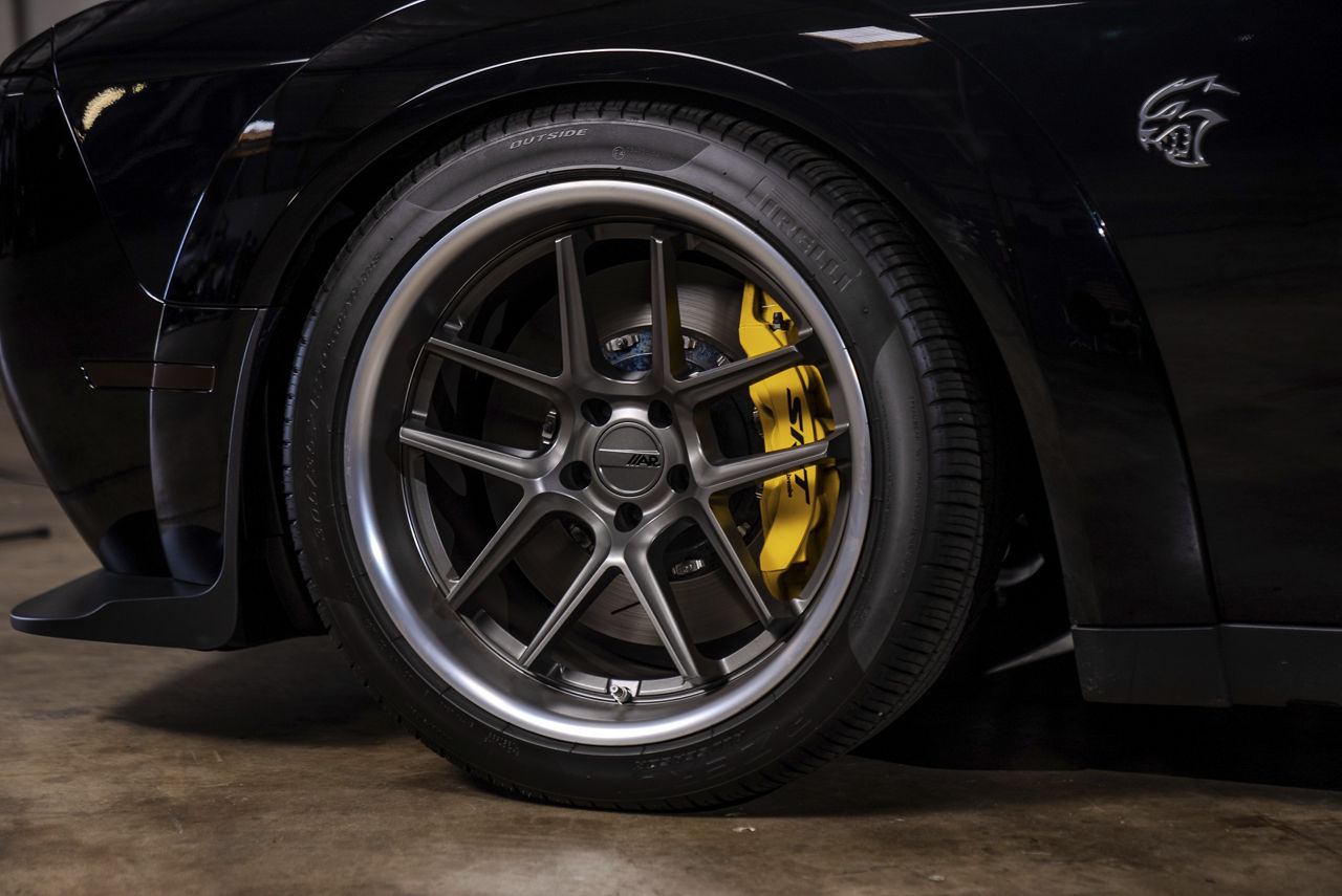 2023 Dodge Challenger Hellcat Jailbreak - American Racing AR942